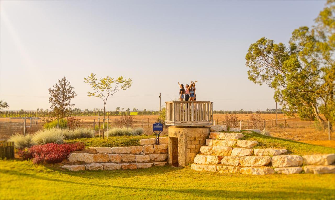 Gevulot Gvulot - Kibbutz Experienceヴィラ エクステリア 写真