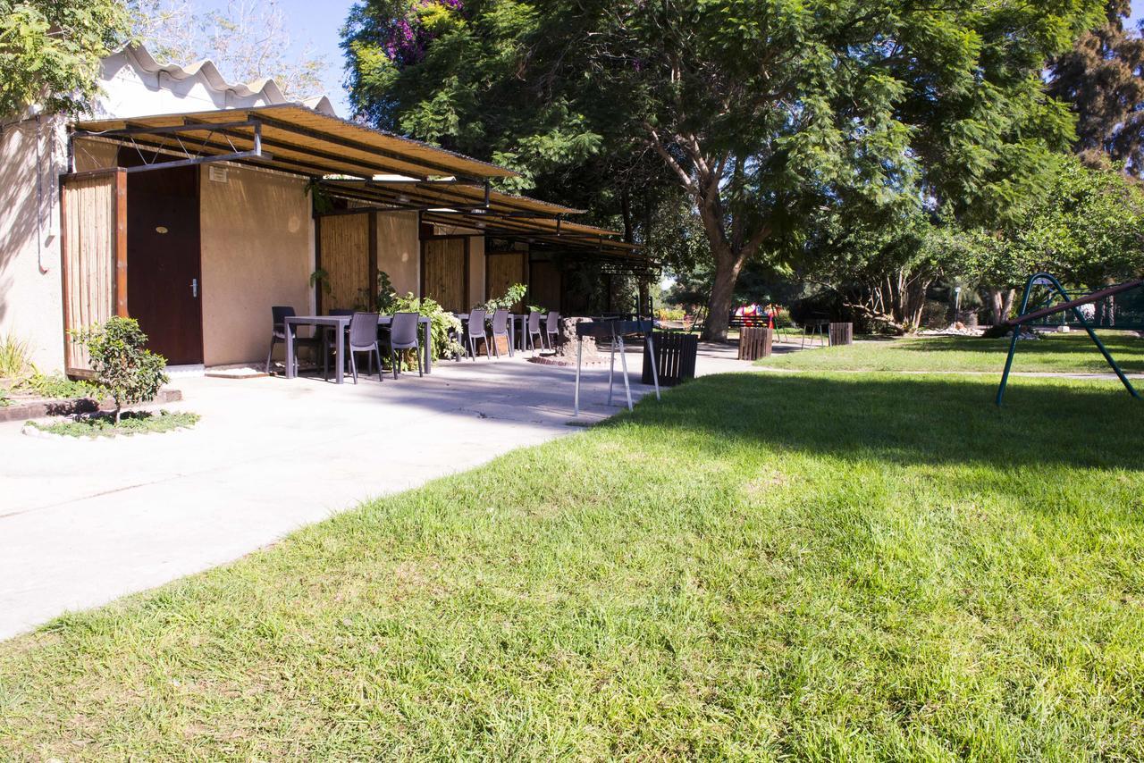 Gevulot Gvulot - Kibbutz Experienceヴィラ エクステリア 写真
