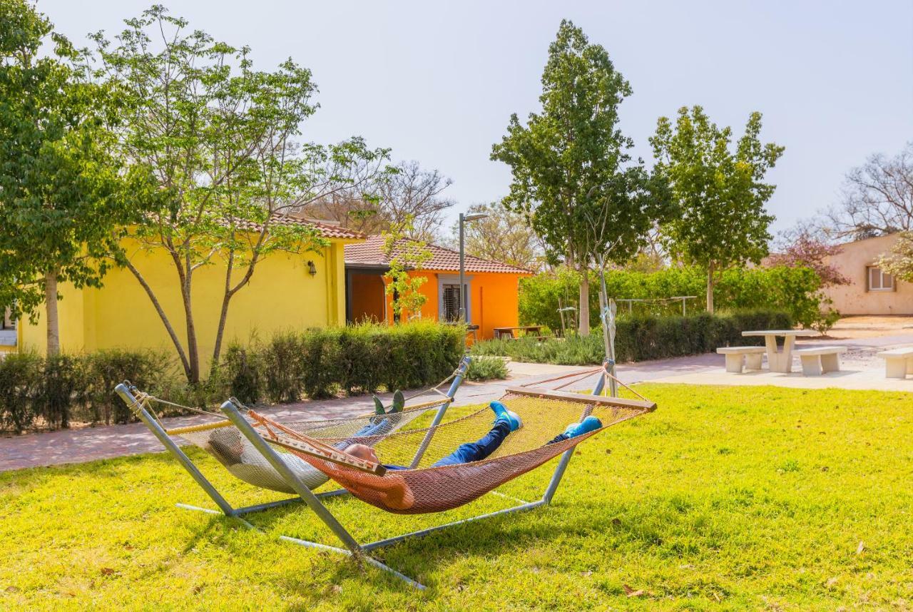 Gevulot Gvulot - Kibbutz Experienceヴィラ エクステリア 写真
