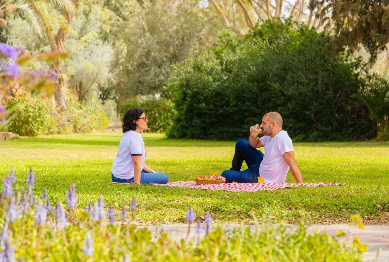 Gevulot Gvulot - Kibbutz Experienceヴィラ エクステリア 写真